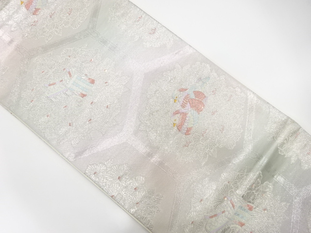 亀甲に鴛鴦・御所車・花模様織り出し暈し袋帯